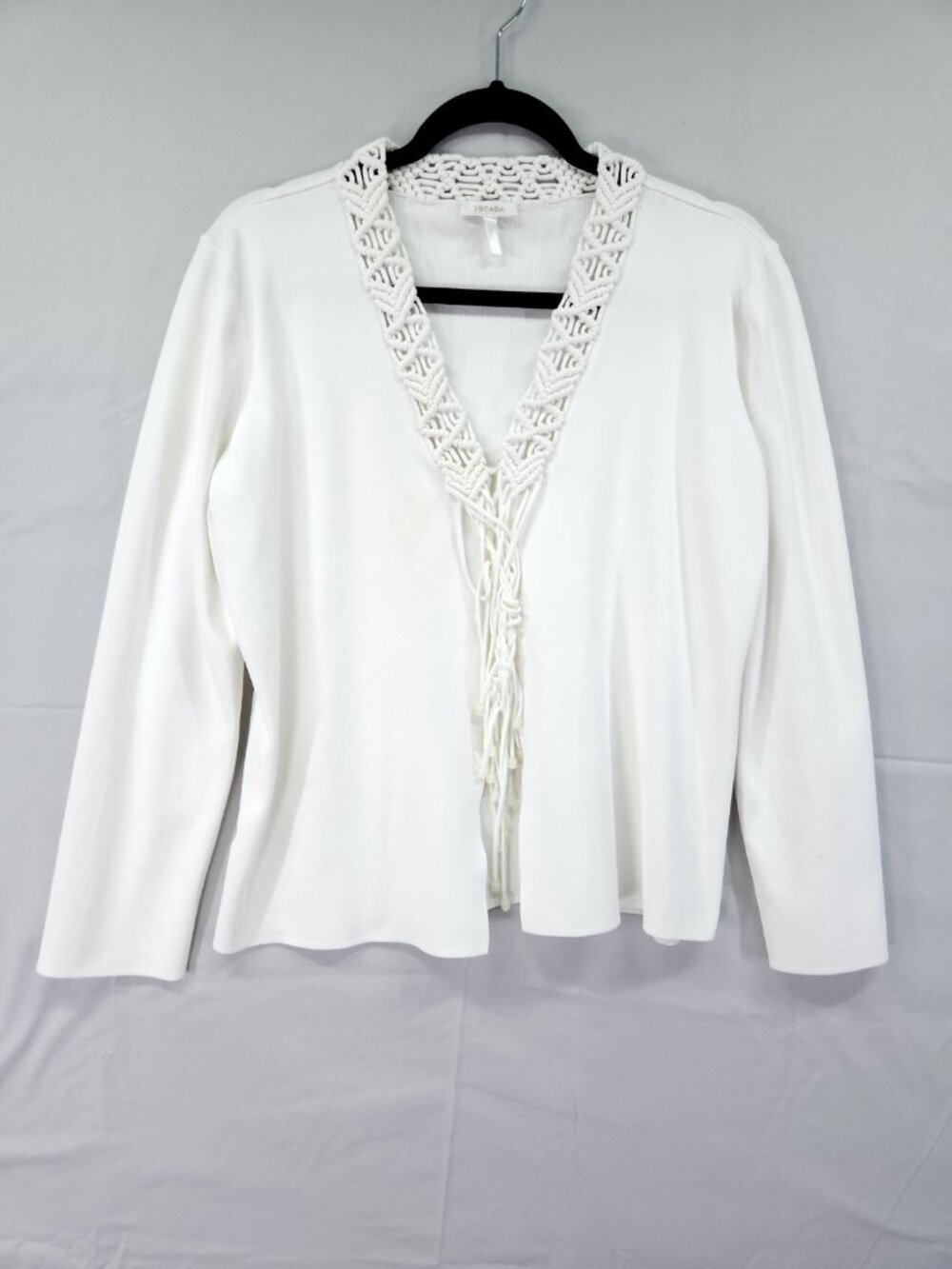 Escada Ivory Knit Top 44 US 12 Macrame Braided Fringe V-Neck  Open Cardigan